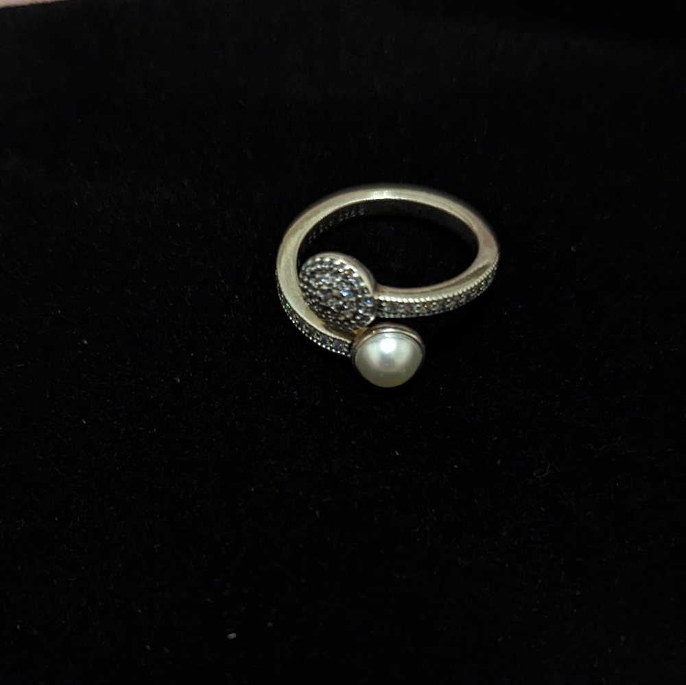 Pandora Luminous Glow Ring